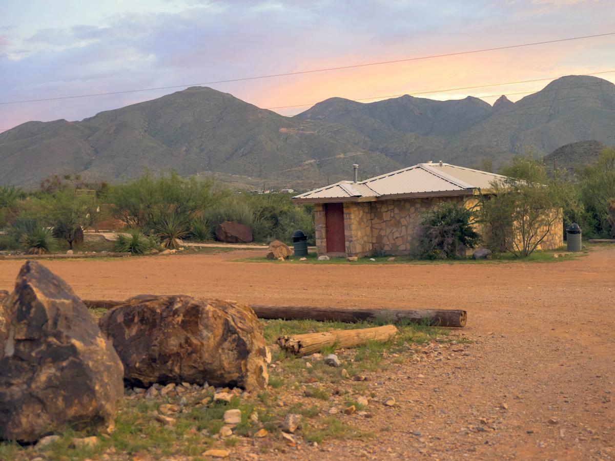 Terlingua Ranch Lodge Екстериор снимка